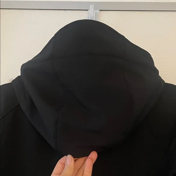 Columbia Women's Black Omni Wind Jacket - Picture 13 of 16